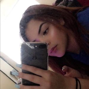 Meet your Posher, Desiree